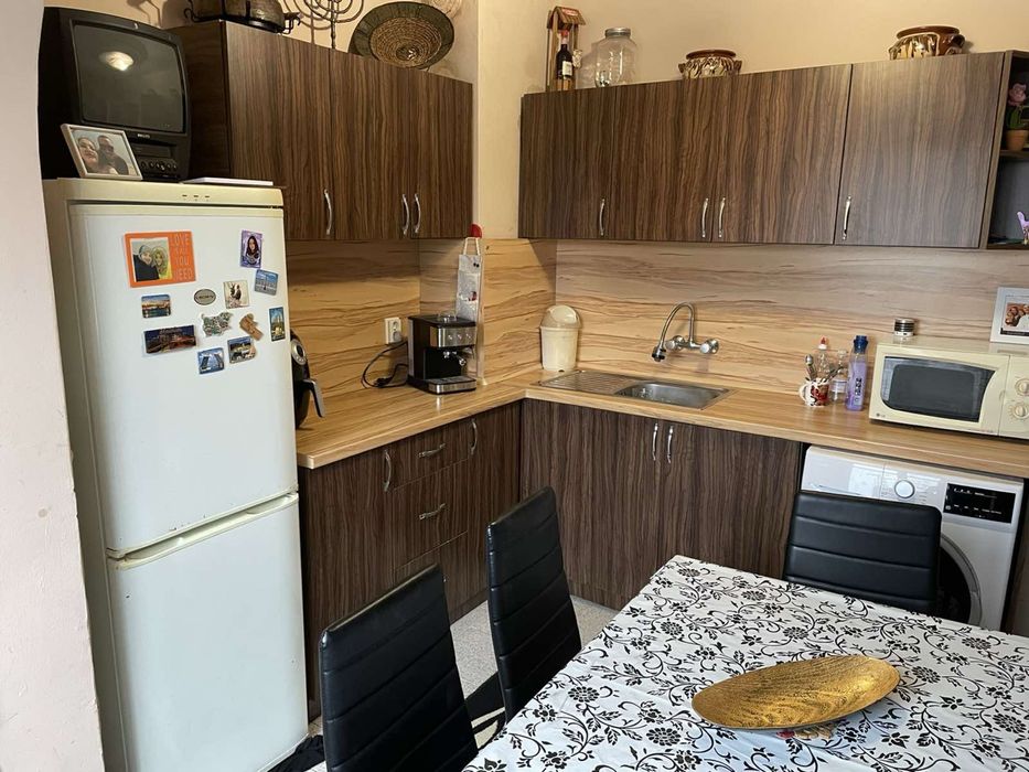 Дава се под наем Тристаен апартамент в Шумен, Еверест - 70 кв.м за 331.5 € - Снимка #3