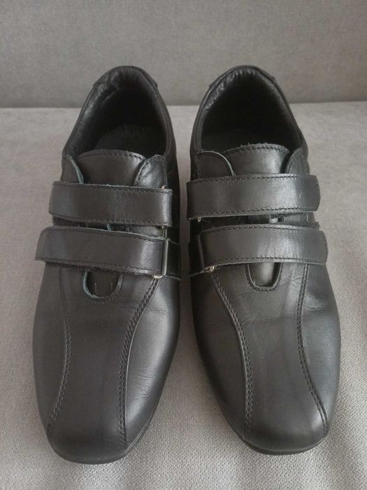 Дамски обувки №35, цвят черен