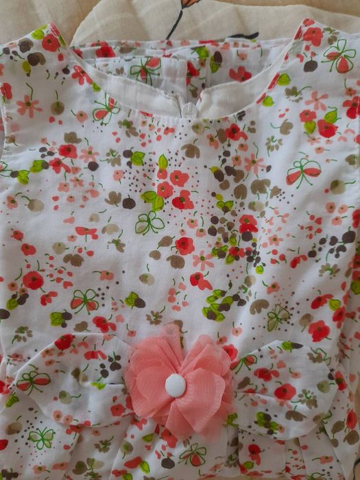 Детски рокли за 2-3 годишни. Цените са 20 лв за рокля, а плетените 15