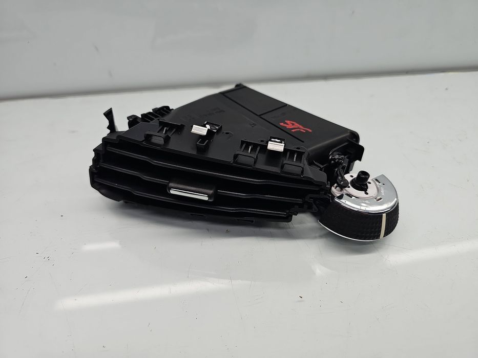 Grila aerisire centrala stanga Ford Focus 3 Hatchback [Fabr 2011-2015