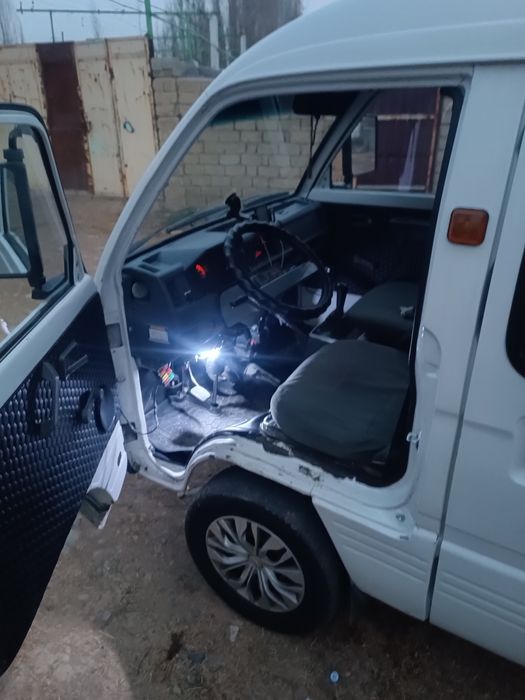 Damas sotiladi yilli 1998