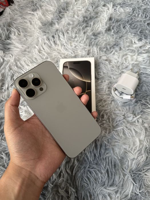 iPhone 16 Pro Max 256gb EAC