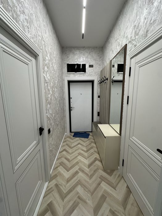 Сдаётся шикарная новая квартира долгосрочную аренду!