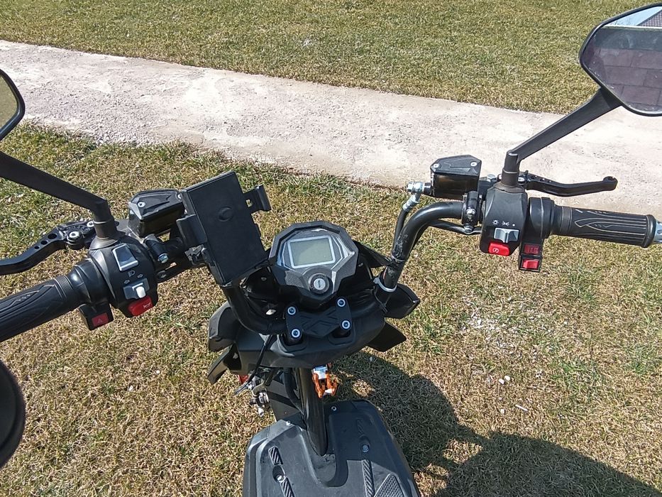 Мопед электронный продам