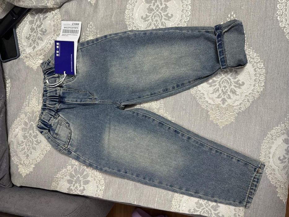 Новые джинсы на 6-7 лет