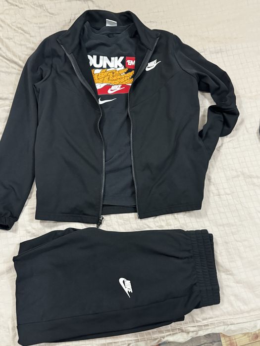 Nike (Найк) оригинален юношески сет – анцуг и 2 тениски, размер 160-168 см