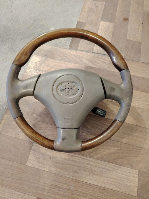 Лексус gs300  160 Toyota рул