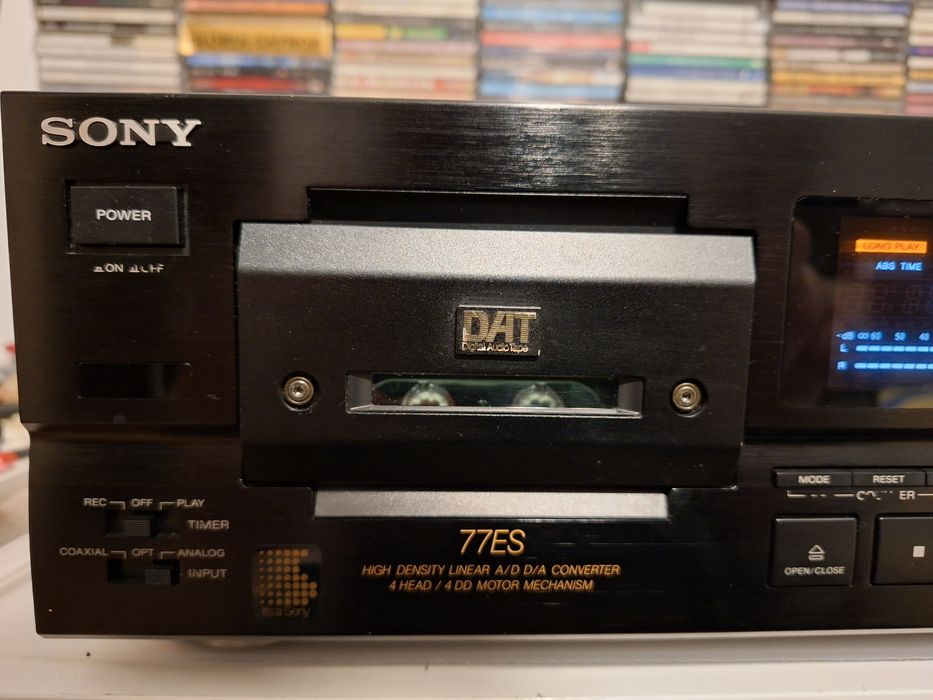 Dat  Sony DTC-77ES