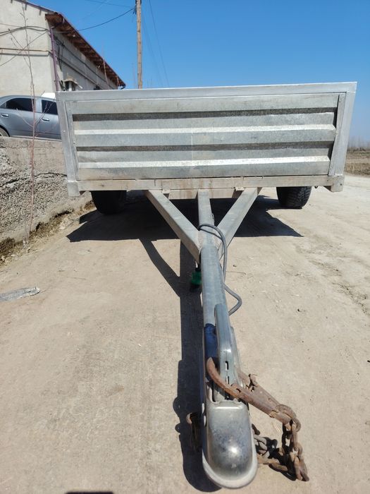 Прицеп лёгких автомобилей