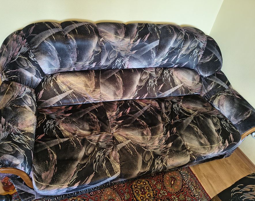 Разтегателен диван 190×100 см – удобен, запазен