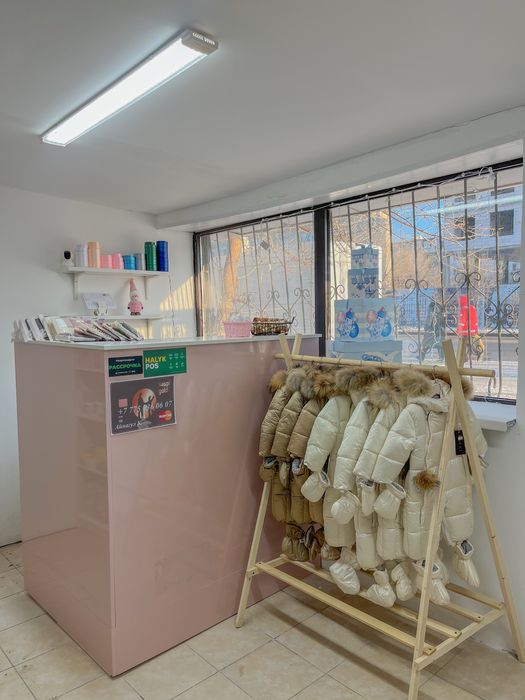 Продается оборудование для магазина