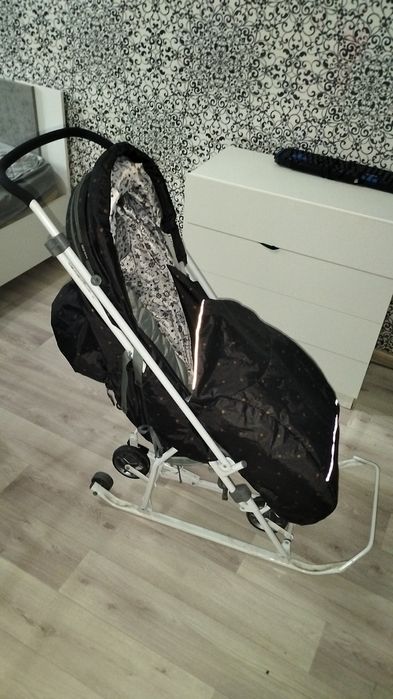 Продам Санки- коляску