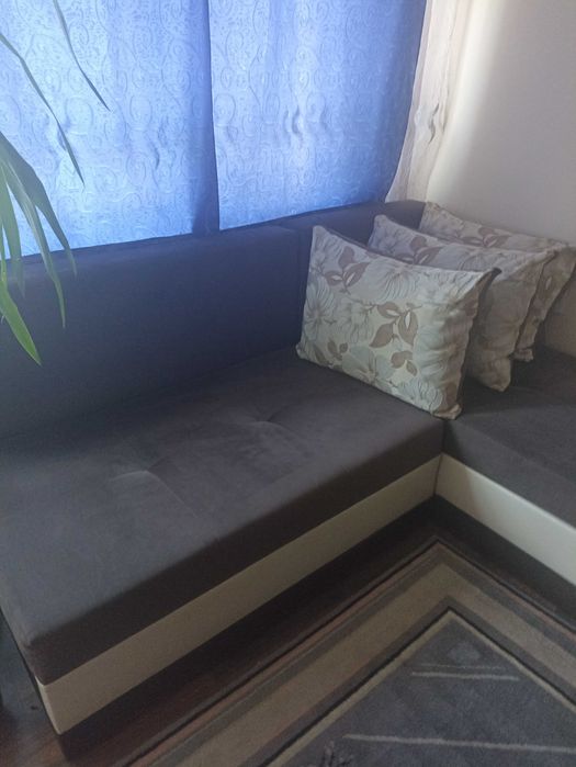 Ъглов диван-в отлично състояние