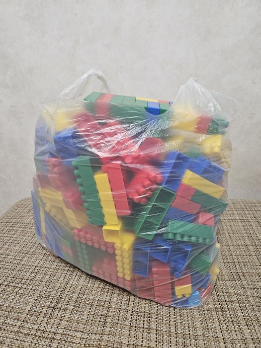 Конструктор пластиковый