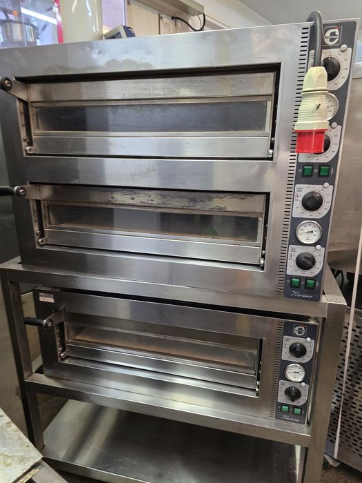 ФУРНА ЗА ПИЦА CUPPONE TZ435/2M,2022г,3500лв