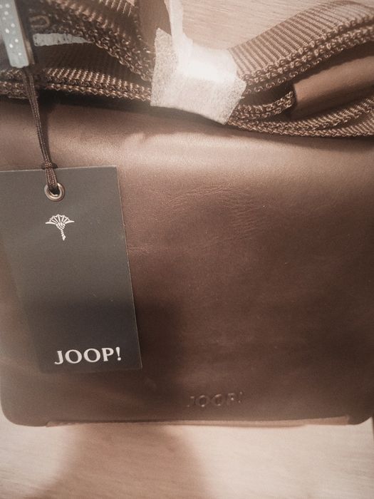 Мъжка чантичка кожена Joop