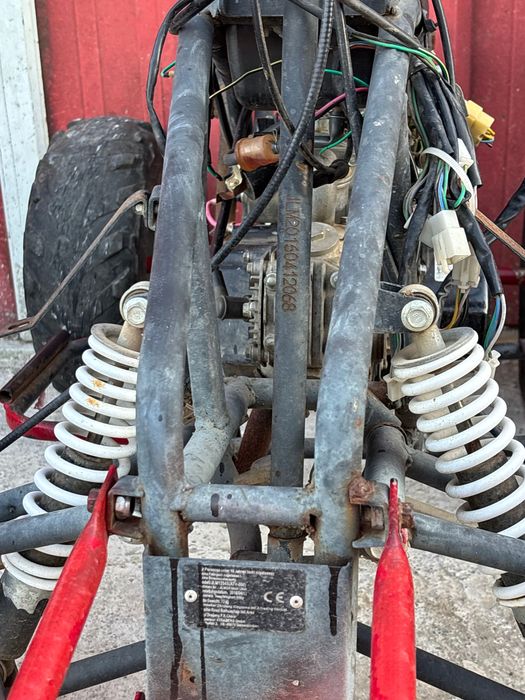 Китайско атв на части или цяло с счупен двигател!!!