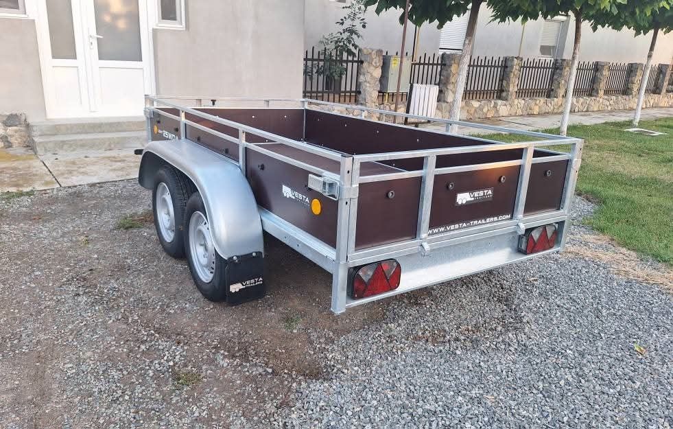 De Vânzare Remorcă Nou 2 AXE / Cat B / Carte RAR CIV / An 2026