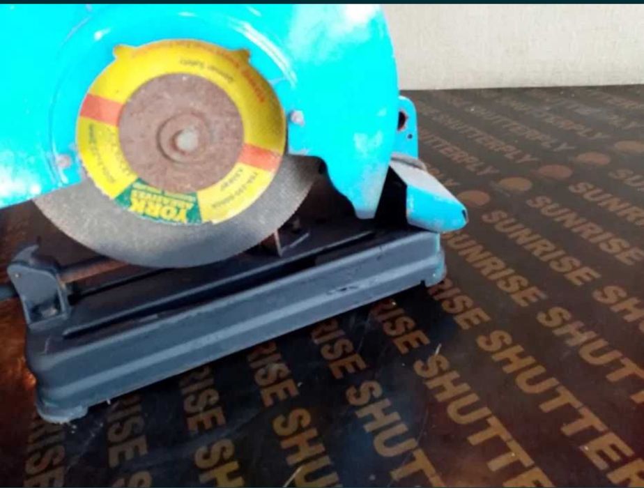 Пендула за метал, настолен циркуляр 220 волта перфектен