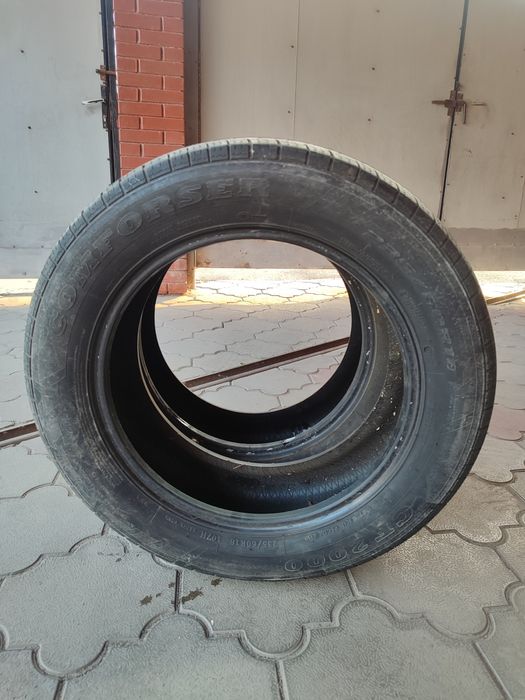 Продам резину 2 шт