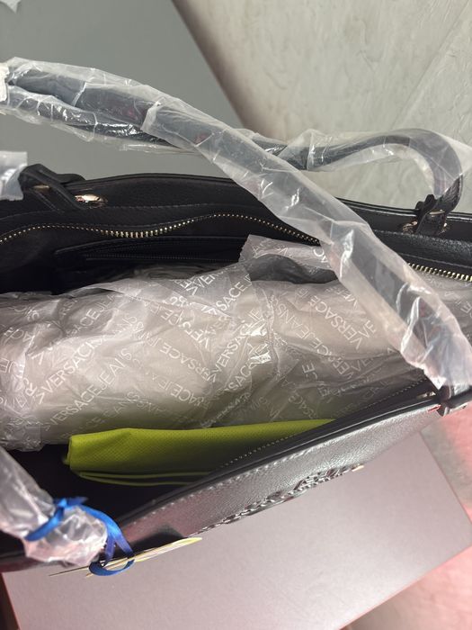 Versace Jeans дамска чанта – чисто нова, с етикети