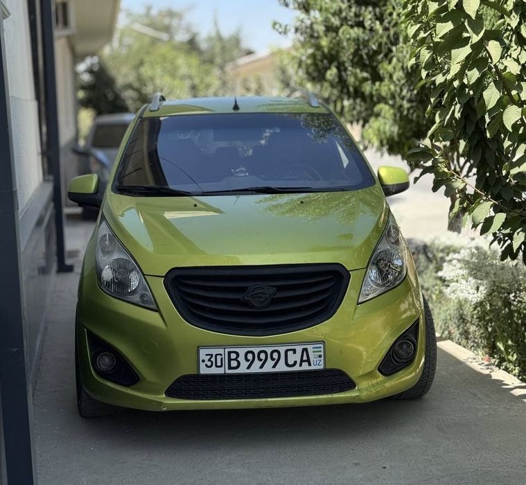 Аренда автомобиль Spark