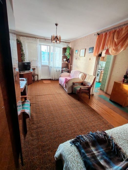 Продам 1 ком Караван