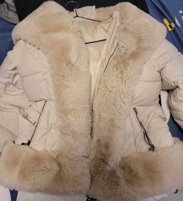 Зимно яке много топли