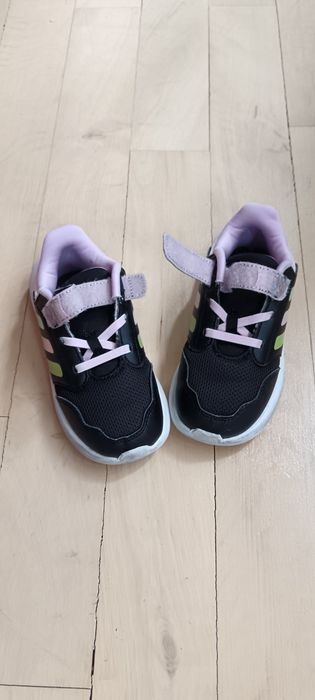 Adidas cloudfoam, nr 27