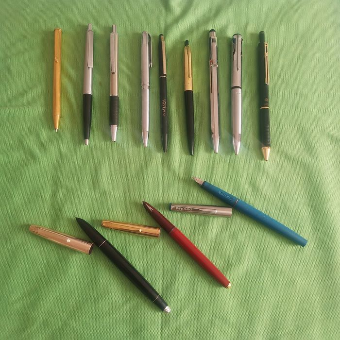 Colectie pixuri, creioane, stilouri