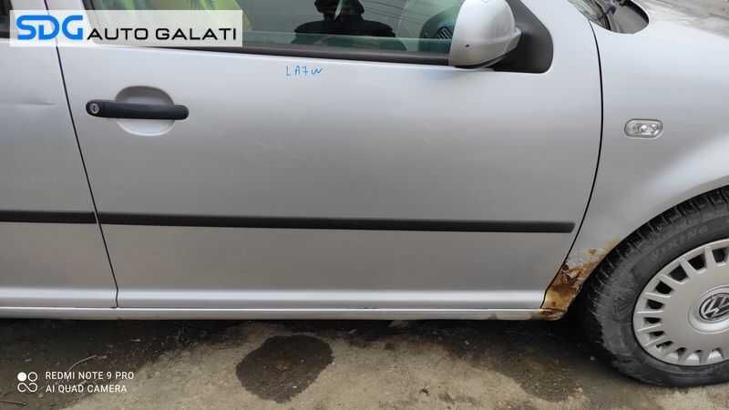 Usa Usi Portiera Portiere Dreapta Fata Dezechipata VW Golf 4 1998 - 2006 Culoare LA7W