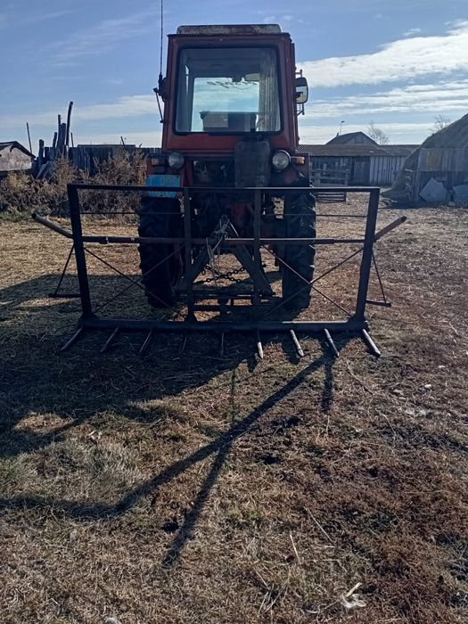 Продам Трактор т25