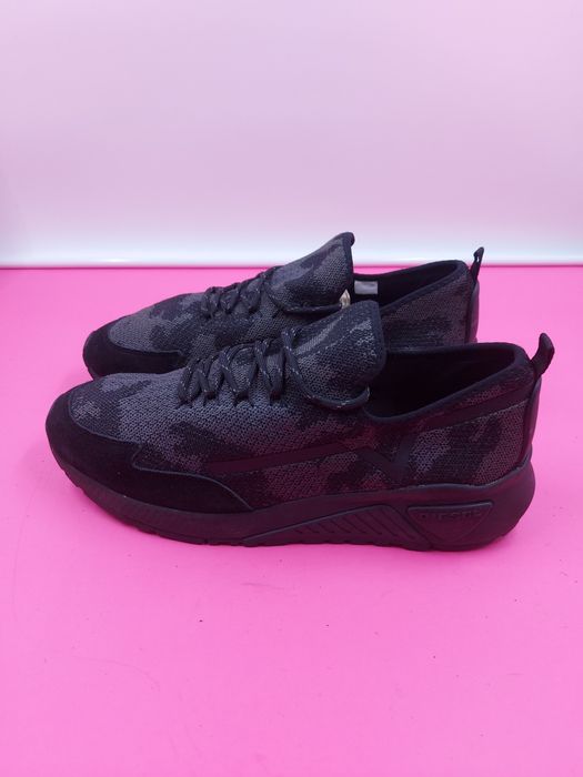 Diesel номер 46 Оригинални  мъжки сникърси