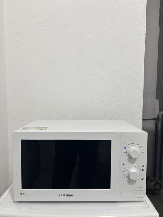 Микраволновка samsung