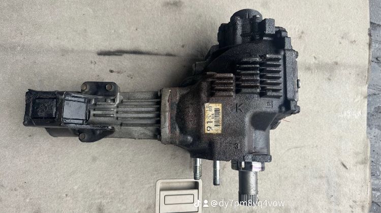 Продам раздатку от коробки U140f