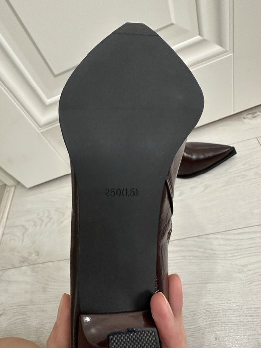 Продам срочно ботильоны