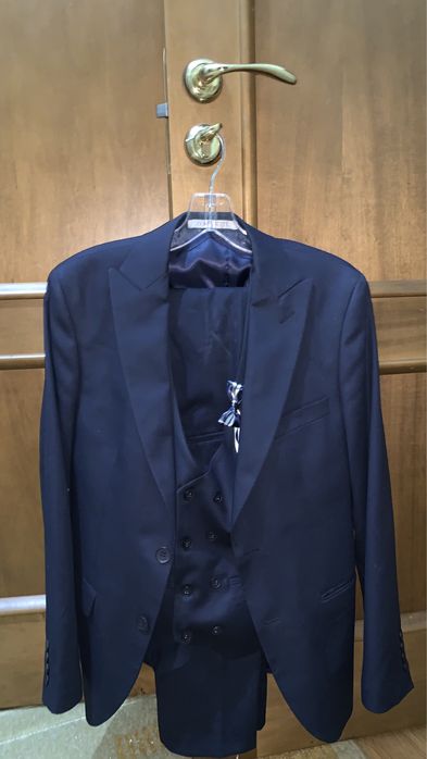 Костюм классика тройка