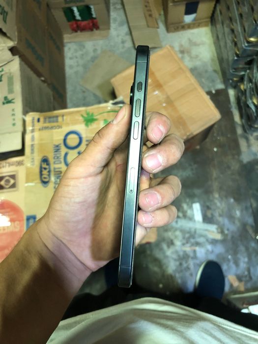 Iphone 15 pro max sotiladi