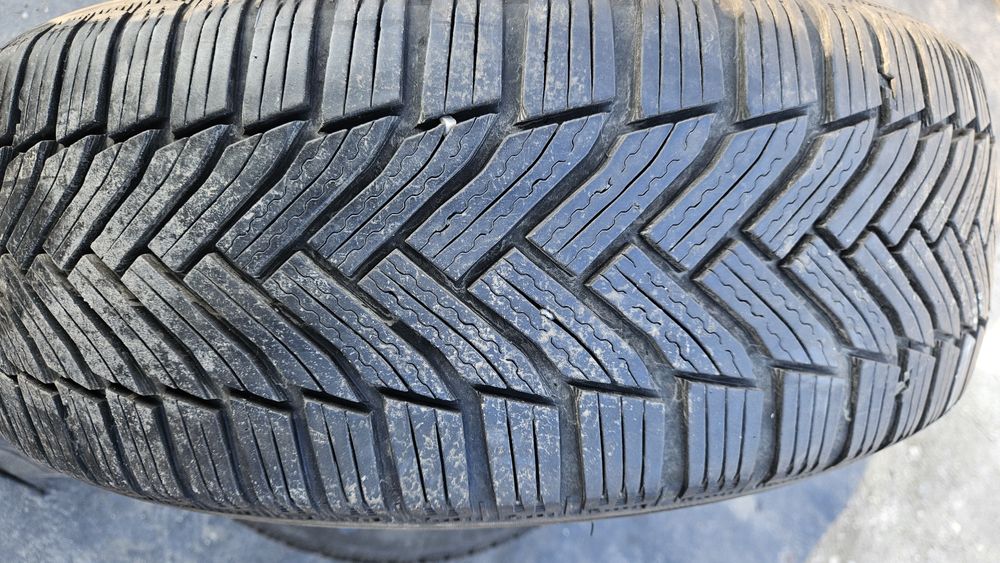 2бр гуми 205 60 16 дот 20 мишелин