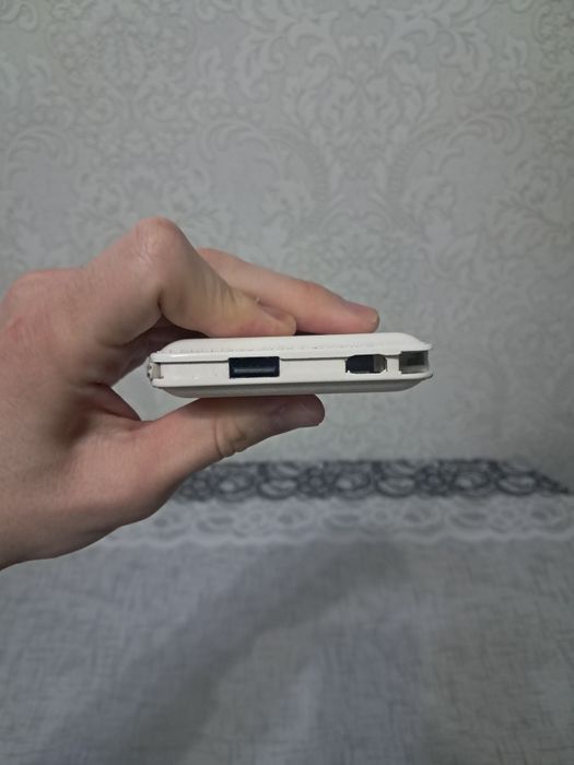 Пауэрбанк карманный