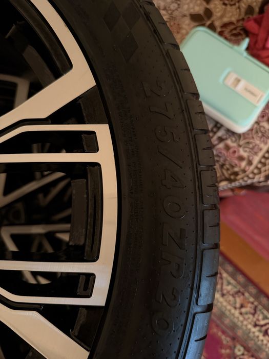 275/40/20 шины колеса в сборе