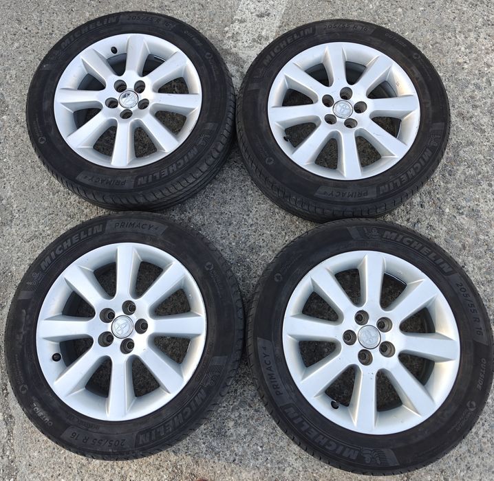 Jante Toyota 5x100mm, R16, Diametru gaura de centrare 54.1mm, ET45, 6 1/2  Cauciucuri vara Michelin Primacy 4 205 55 R16  echilibrate