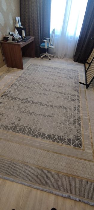 Продам 2 паласа в отличном состоянии