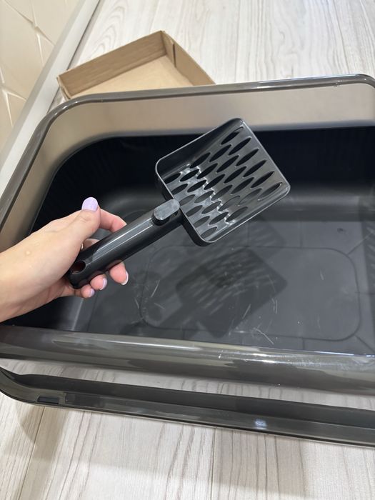 Продам лоток для кошек с совком