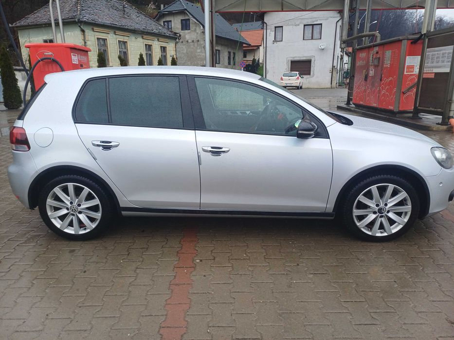 De vanzare autoturism