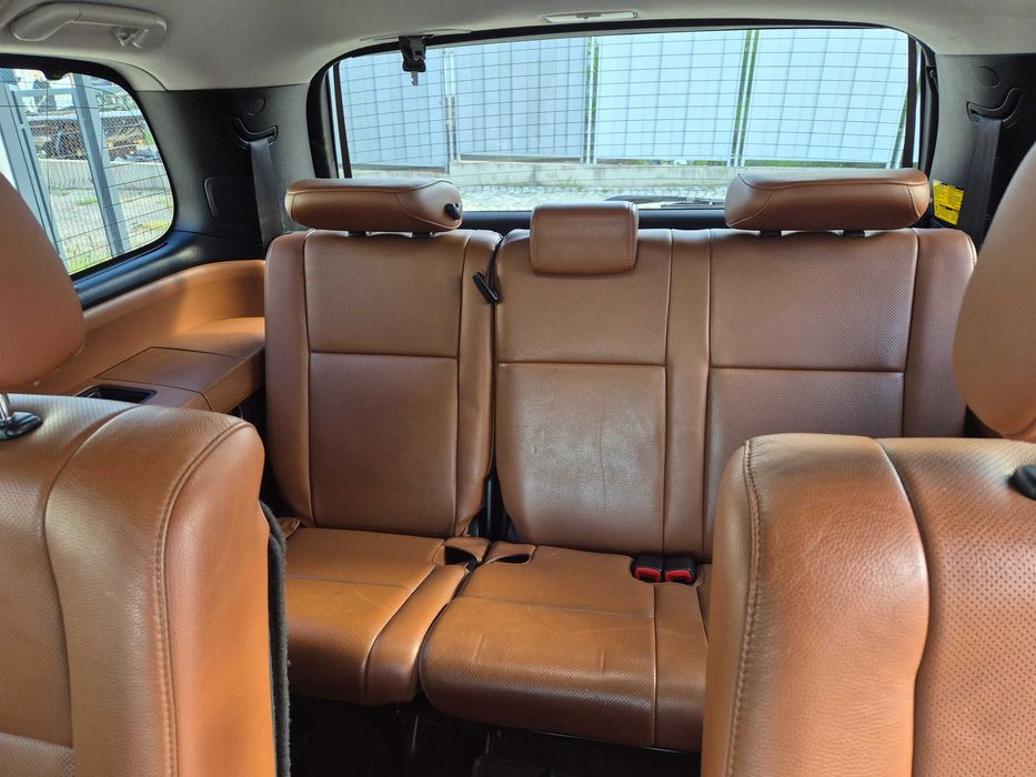 Toyota Sequoia 5.7 PLATINUM