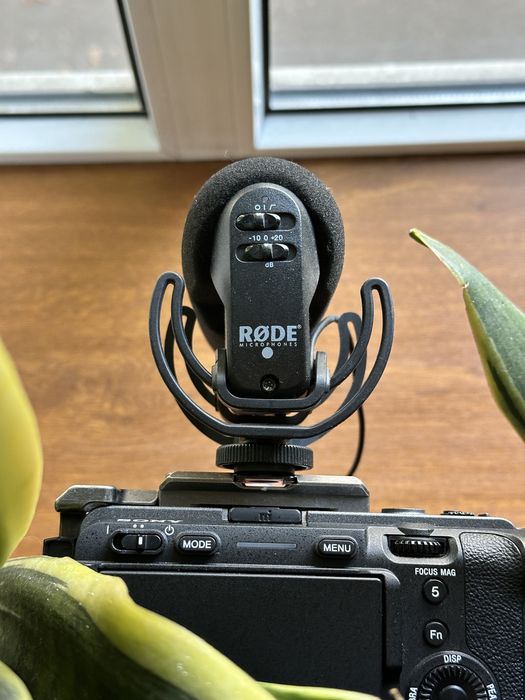 Микрофон пушка RODE VideoMic pro