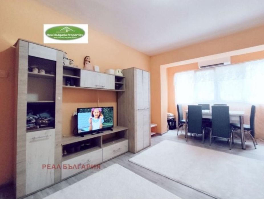 Продава се Тристаен апартамент в Русе, Център - 70 кв.м за 1599 €/кв.м - Снимка #2