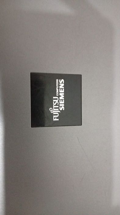Продам реалитет SIEMENS ноутбук