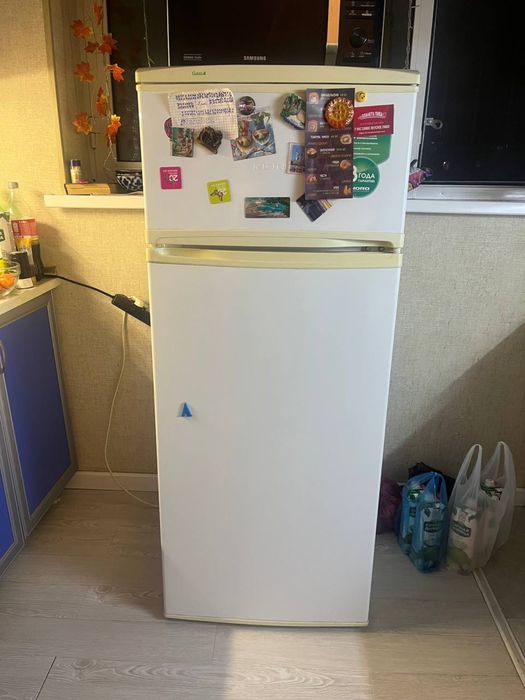 Продам холодильник